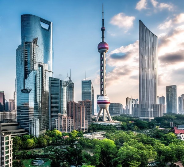 浦东上海美，商贸与城市对话的见证